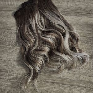 16" Remy clip in hair